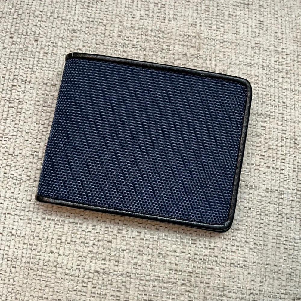 Luca Chiara GIO - NAVY VEGAN LEATHER/NYLON RFID BILLFOLD WALLET